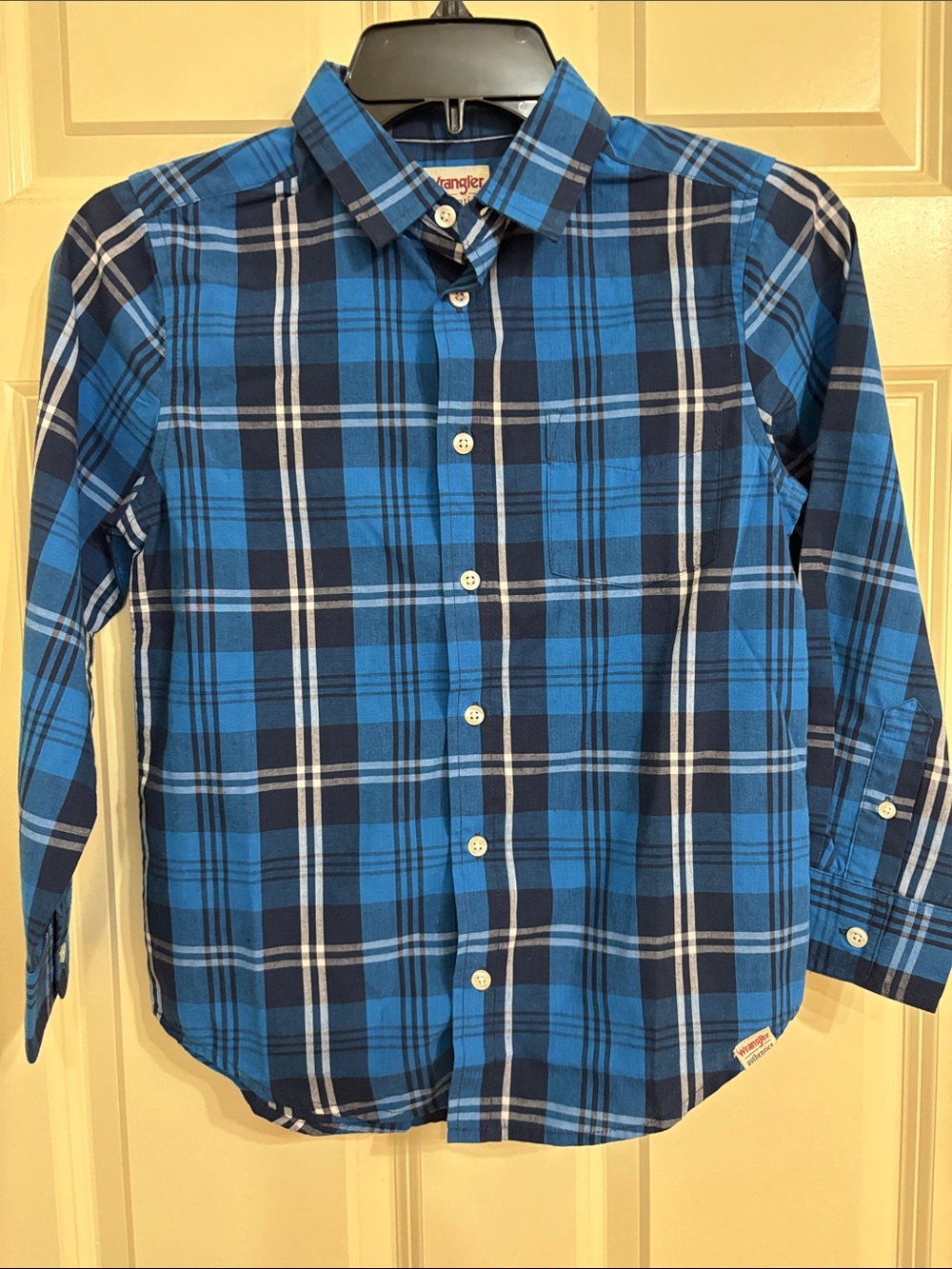 Wrangler Blue & Navy Plaid Boys' Button-Down Shirt